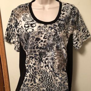 Cherokee Flexible Women’s Scrub top